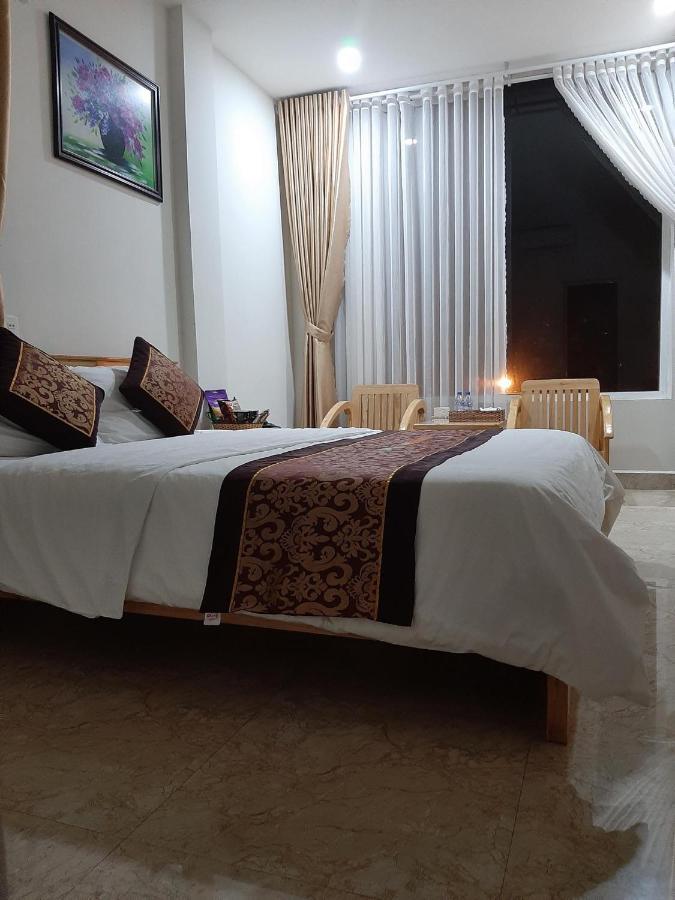 Minh Manh Hotel 플레이쿠 외부 사진